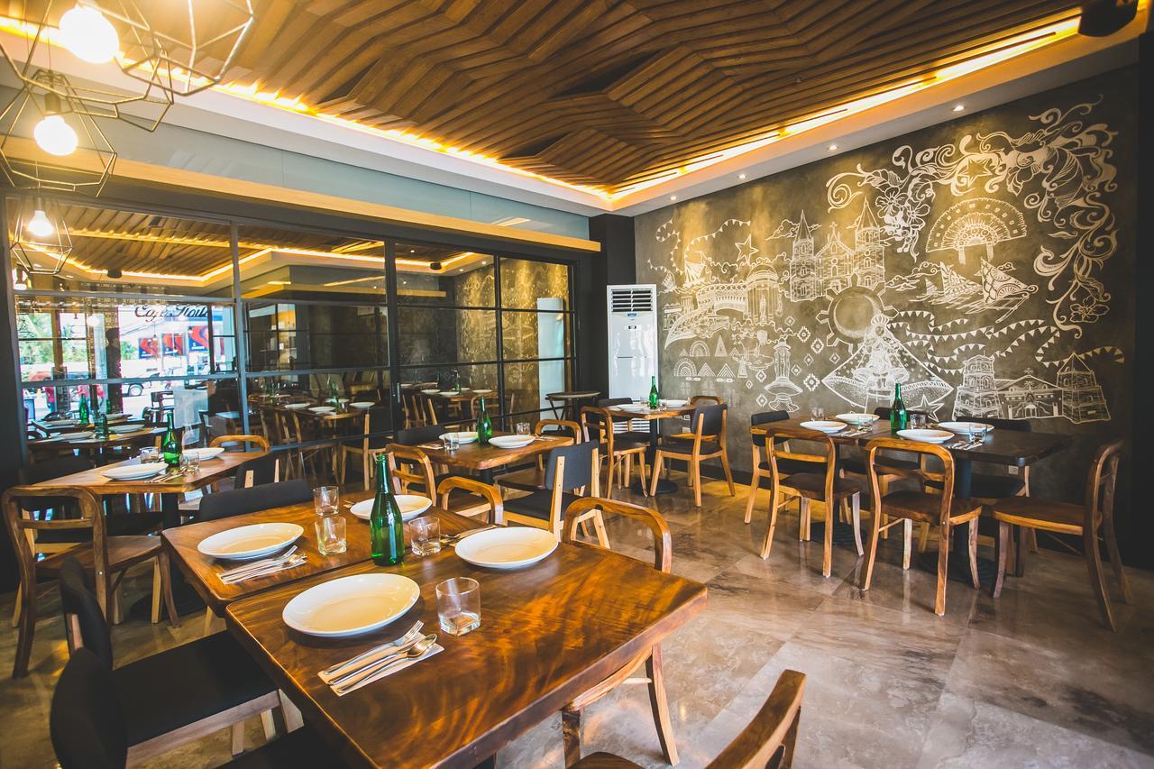 La Fiesta Hotel Iloilo Eksteriør bilde