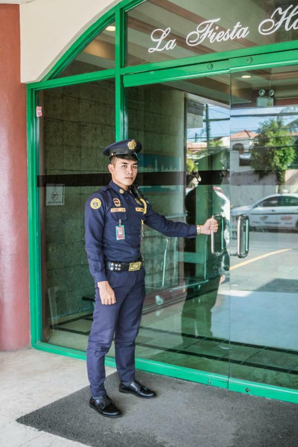 La Fiesta Hotel Iloilo Eksteriør bilde